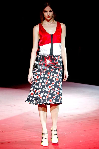 Look 5
